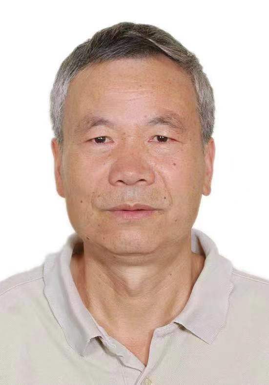 乐鱼网页版页面登录创新论坛第一千一百三十二讲：Monstrous moonshine and vertex operator algebras