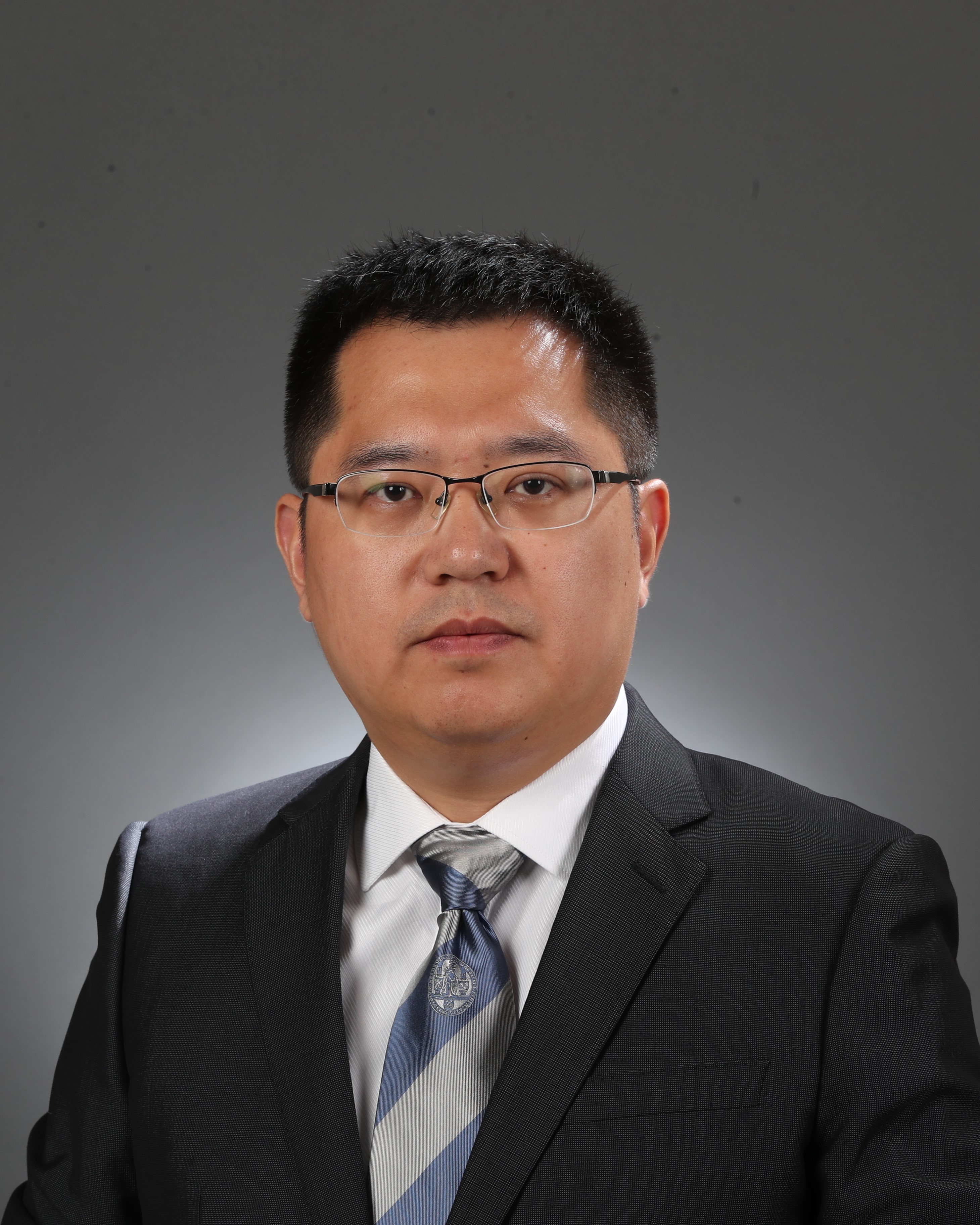 乐鱼网页版页面登录创新论坛第一千二百二十六讲暨120周年校庆年系列活动：三个罂粟属物种染色体级基因组揭示BIA通路补丁式跳跃演化机制