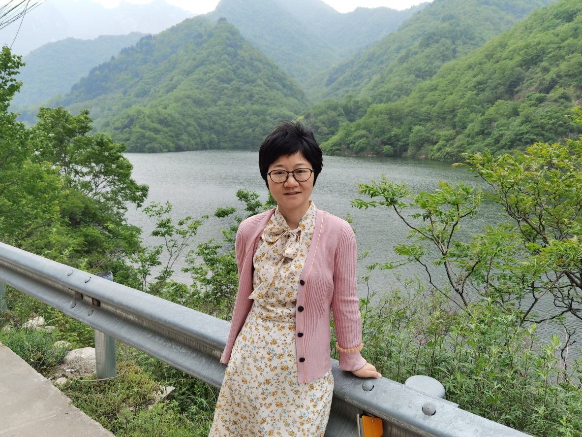 乐鱼网页版页面登录创新论坛第一千八百二十八讲：Dynamics analysis of a reaction-diffusion-advection benthic-drift model with logistic growth