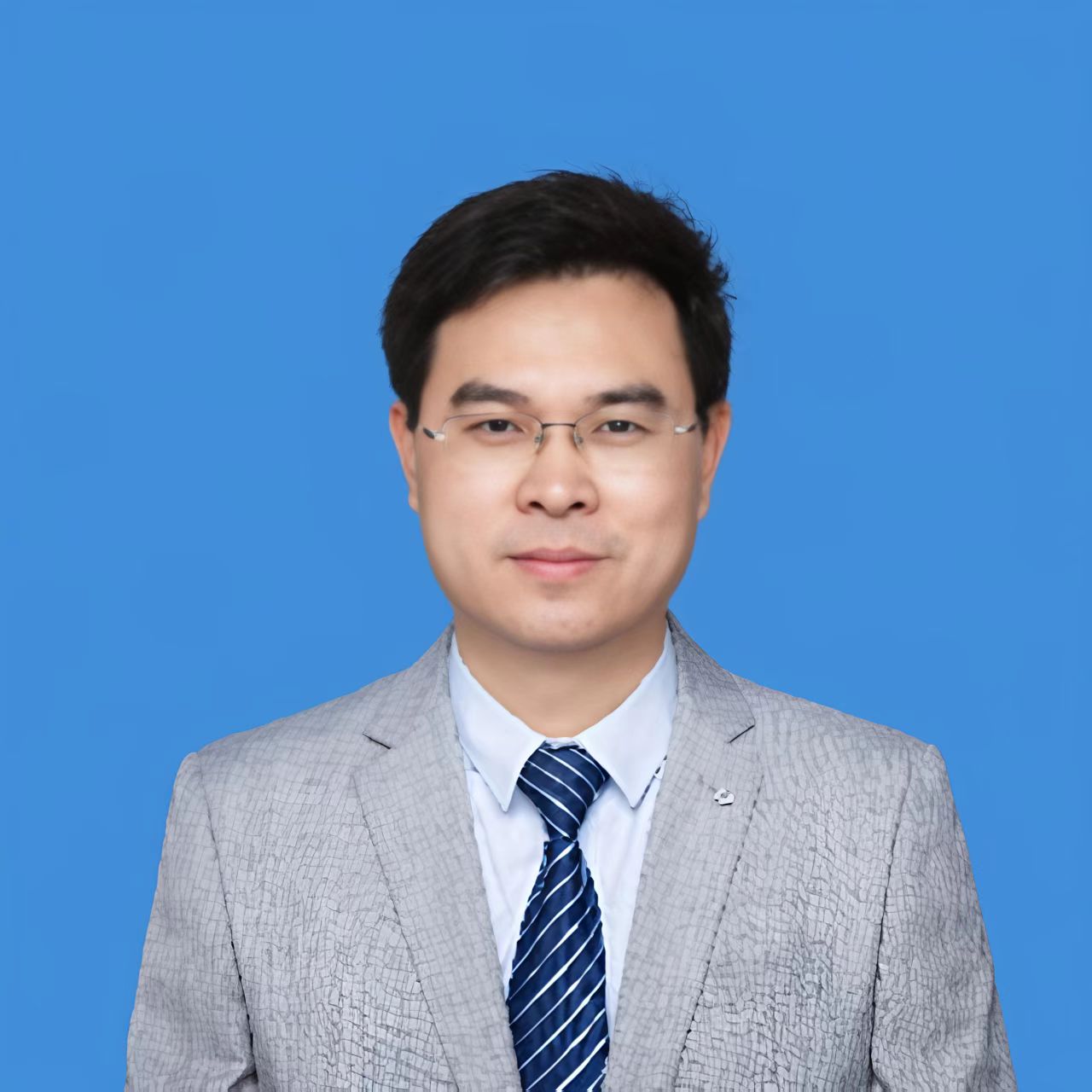 乐鱼网页版页面登录创新论坛第一千九百六十三讲：Emergent universal physics in  far-from-equilibrium dynamics:  when interaction meets topology and transport